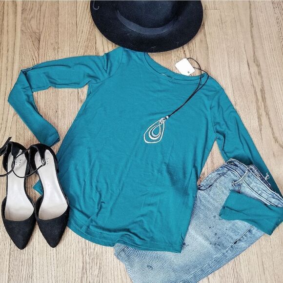 🌻💥HP💥Basic Long Sleeve Tee - Picture 1 of 11